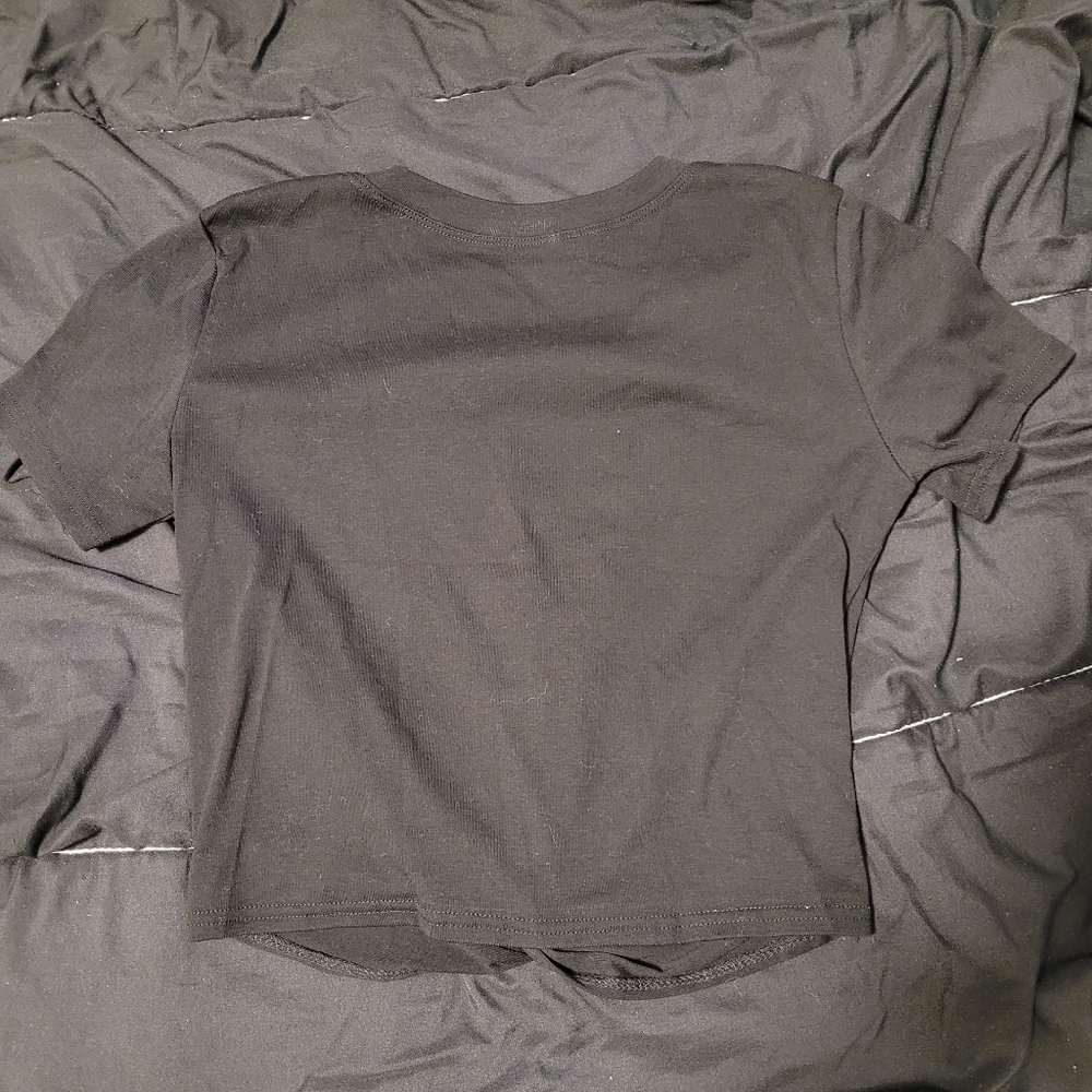 2 Shein crop tops - Picture 5 of 11